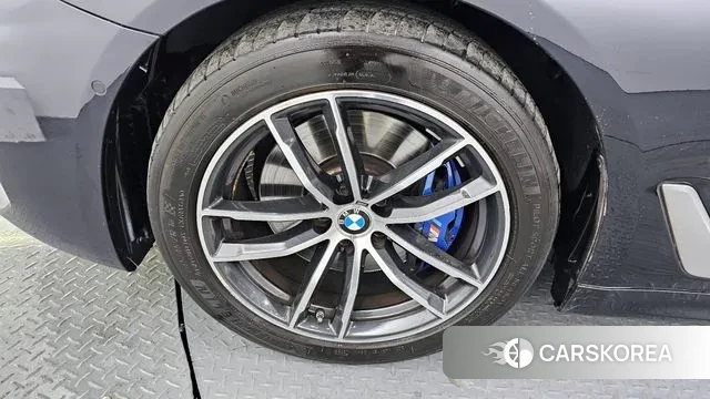 BMW 5 Series (G30) id 3639947 из Кореи 15