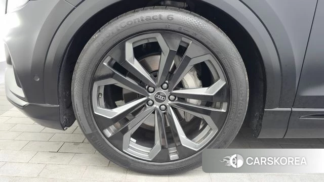 Audi Q8 (4M) id 4480599 из Кореи 28