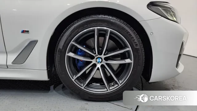 BMW 5 Series (G30) id 3634993 из Кореи 15