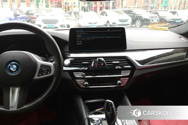 BMW 5 series PHEV id 4207861 из Китая 12