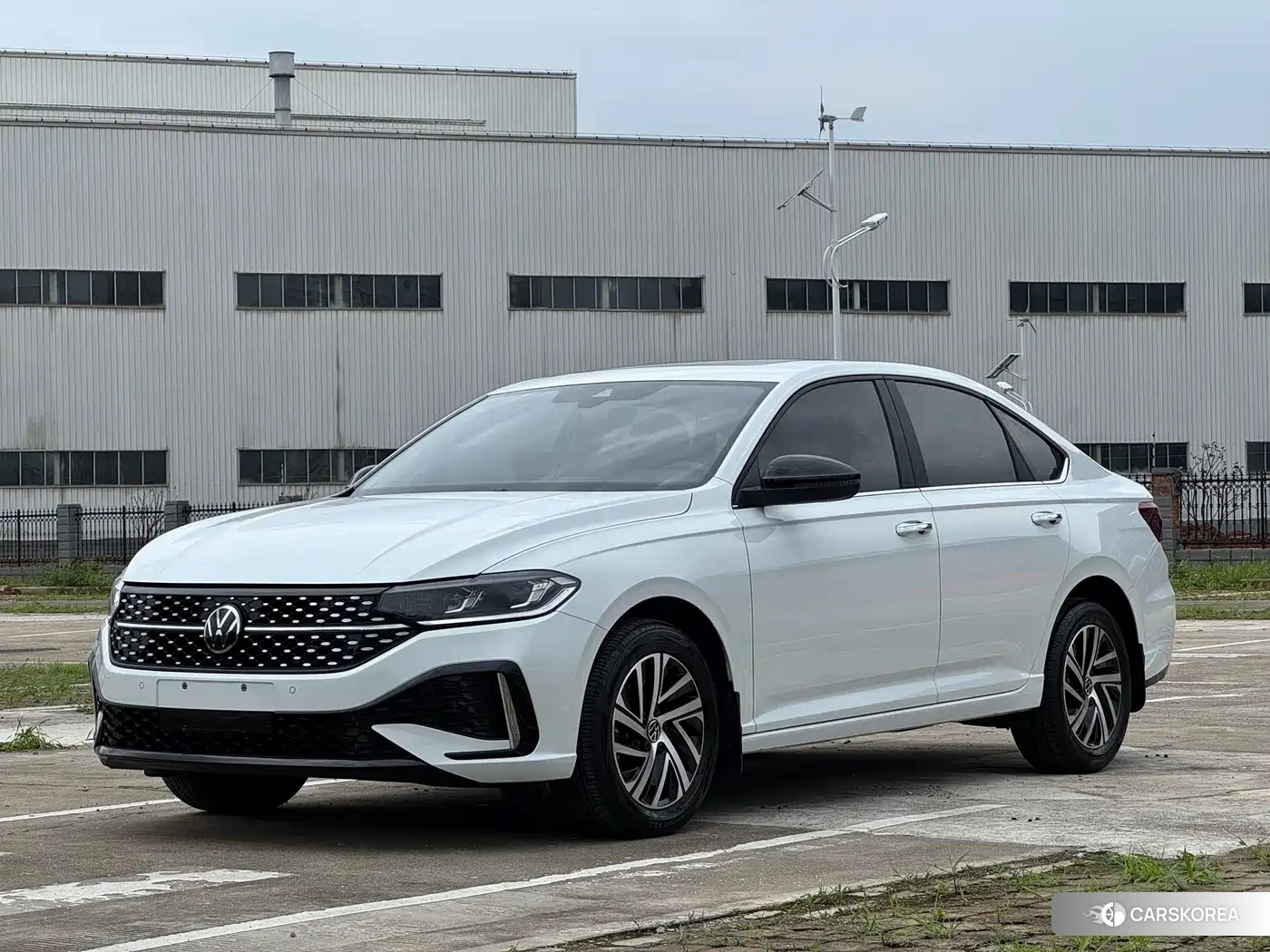 Volkswagen Lavida 2024 Белый из Китая, фото 5