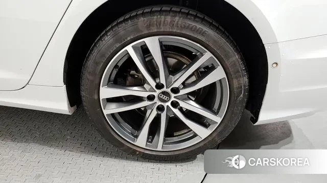 Audi A6 (C8) id 3389450 из Кореи 15