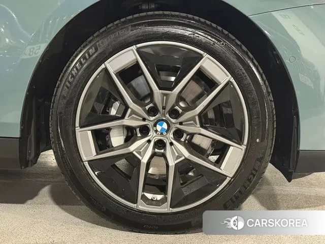 BMW 5 Series (G60) id 3739183 из Кореи 15