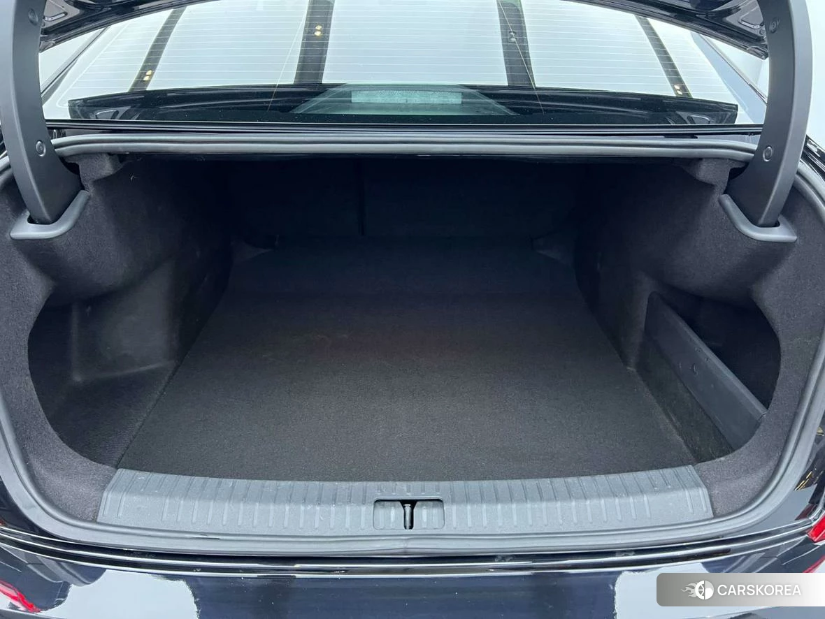 Volkswagen Passat id 4479584 из Китая 8