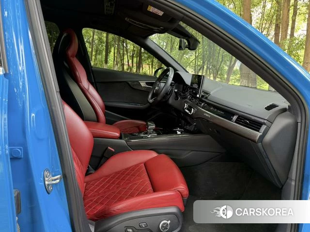 Audi S4 2021 Синий из Китая, фото 5