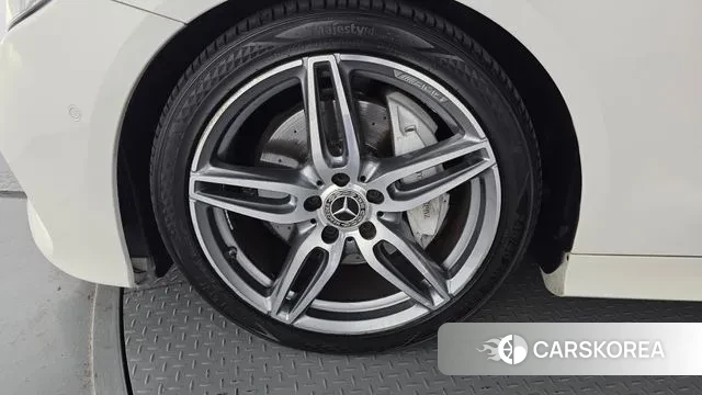 Mercedes-Benz E-Class W213 id 3188260 из Кореи 15