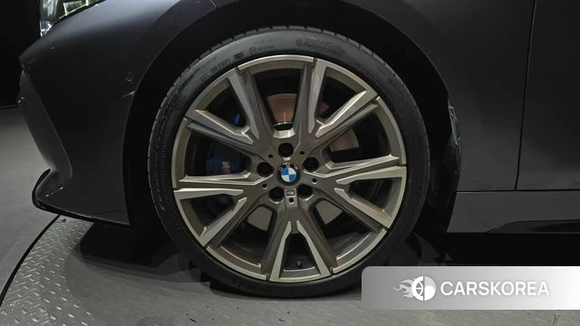 BMW 1 Series (F40) id 4688089 из Кореи 26