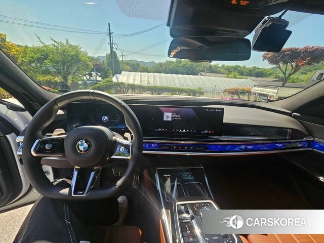 BMW 7 Series (G70) id 4298586 из Кореи 9