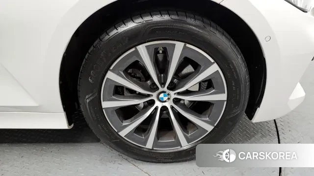 BMW 3 Series (G20) id 3619868 из Кореи 15