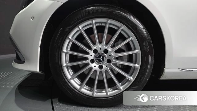 Mercedes-Benz E-Class W213 id 4720297 из Кореи 34