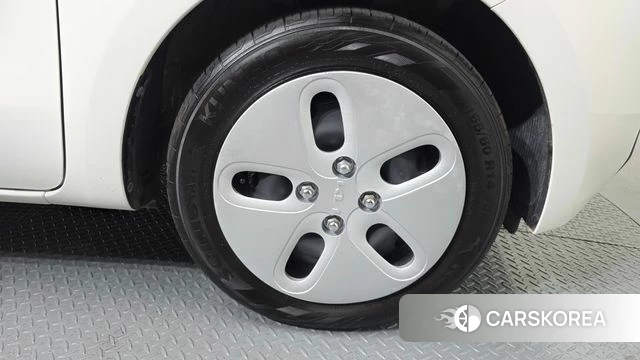 Kia The New Kia Ray id 3805906 из Кореи 15