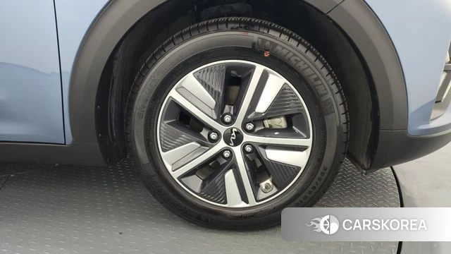 Kia The New Niro id 3852068 из Кореи 15