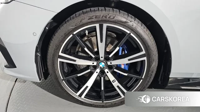 BMW 5 Series (G60) id 2930105 из Кореи 15