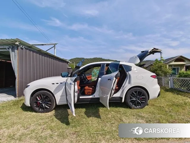 Maserati Levante id 3230768 из Кореи 15