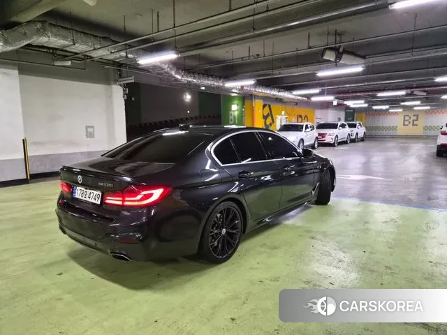 BMW 5 Series (G30) id 3676959 из Кореи 15