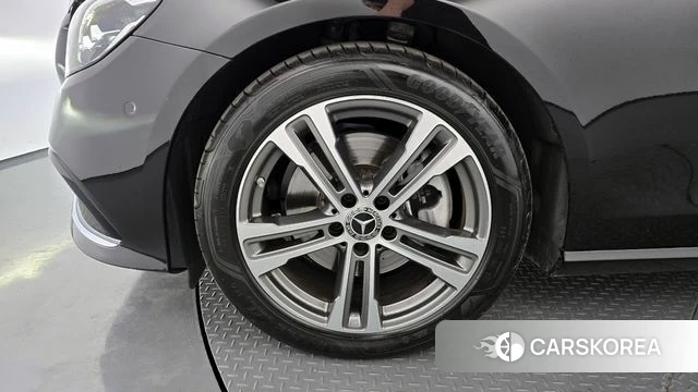 Mercedes-Benz E-Class W213 id 4360541 из Кореи 27