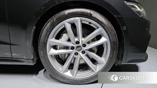 Audi A7 (4K) id 3328456 из Кореи 15