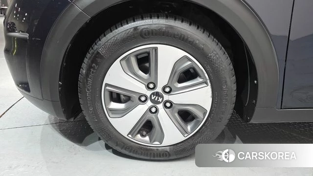 Kia Niro id 3494751 из Кореи 15