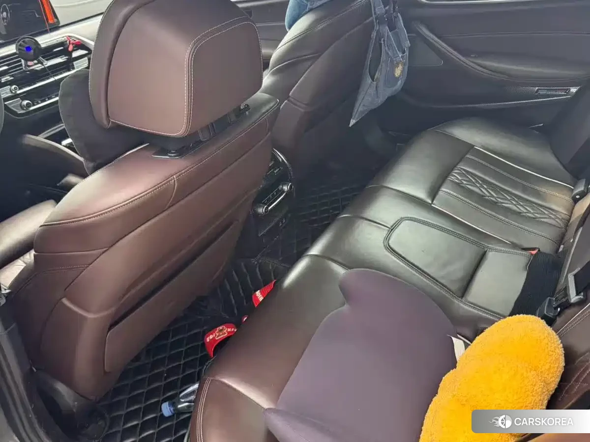 BMW 5 series 2022 Silver/gray из Китая, фото 5