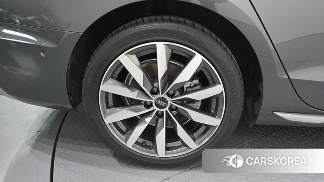 Audi A4 (B9) id 4388274 из Кореи 26