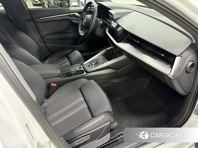 Audi A3 id 4206992 из Китая 18