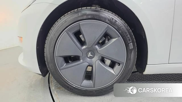 Tesla Model 3 id 3934804 из Кореи 15