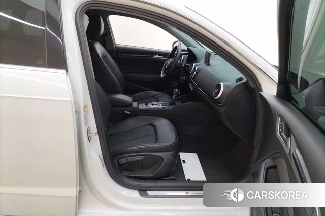 Audi A3 id 3823631 из Китая 12