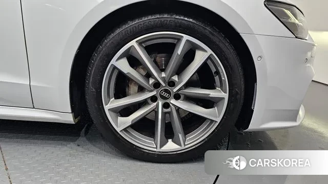 Audi A7 (4K) id 3765495 из Кореи 15