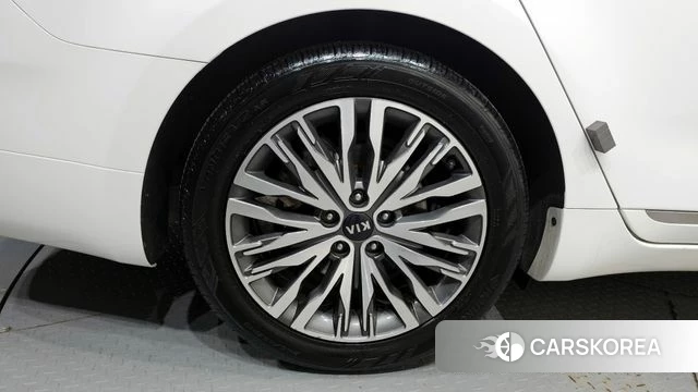 Kia K7 Premier Hybrid id 3911394 из Кореи 15