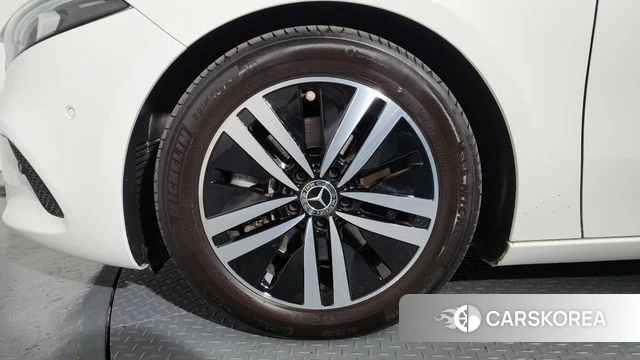 Mercedes-Benz A-Class W177 id 4580882 из Кореи 15