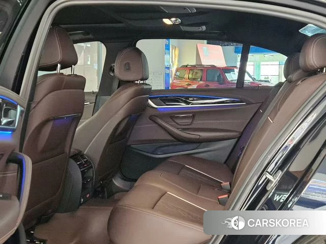 BMW 5 series 2022 Черный из Китая, фото 5