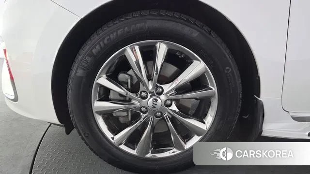 Kia The New Carnival id 3736781 из Кореи 15