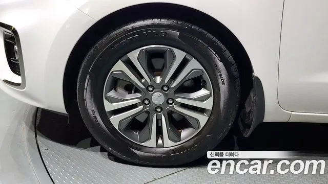 Kia The New Carnival id 2760644 из Кореи 15