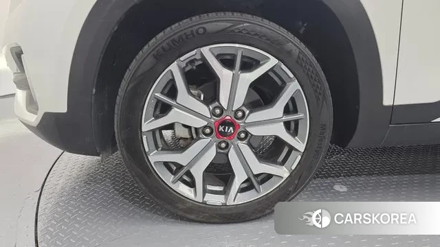 Kia Seltos id 3264583 из Кореи 15