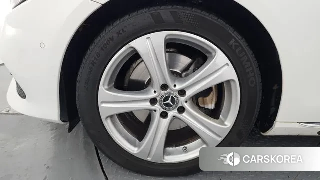 Mercedes-Benz E-Class W213 id 3408299 из Кореи 15