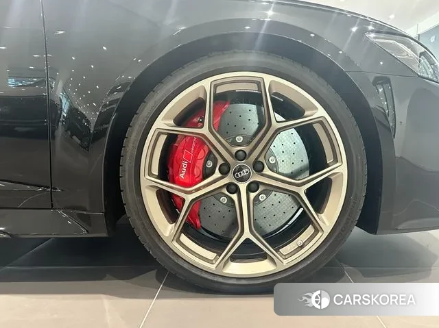 Audi RS6 (C8) id 3619645 из Кореи 8