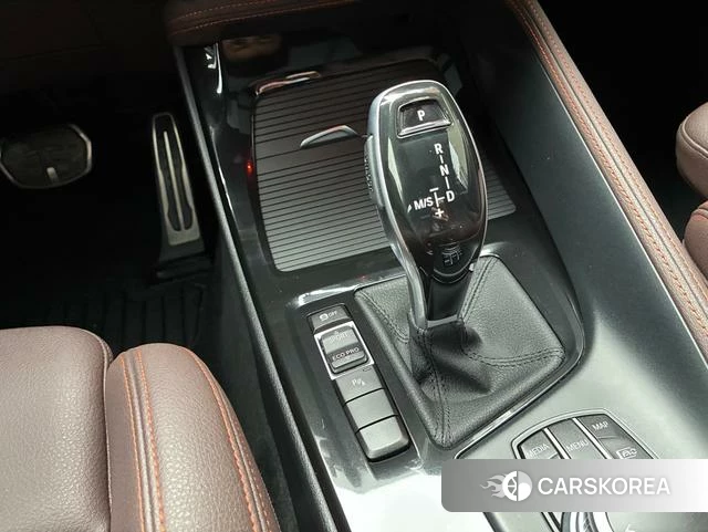 BMW X2 id 4215683 из Китая 17