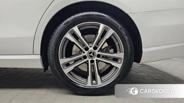 Mercedes-Benz E-Class W213 id 3741309 из Кореи 15