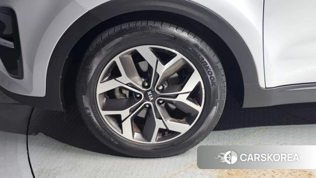Kia Sportage The Bold id 4595645 из Кореи 28