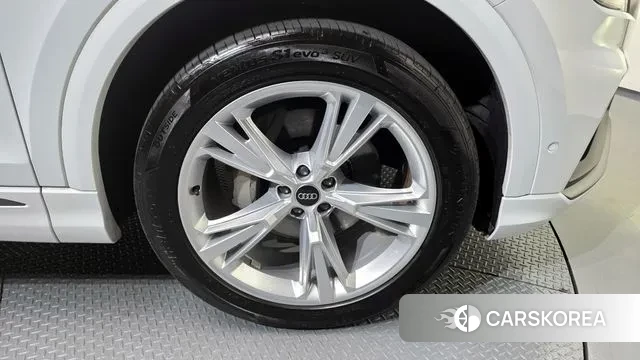 Audi Q8 (4M) id 3217714 из Кореи 15