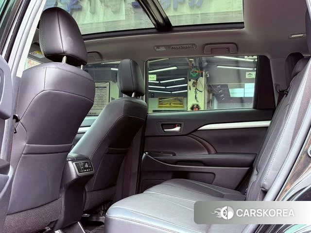 Toyota Highlander id 4333929 из Китая 8