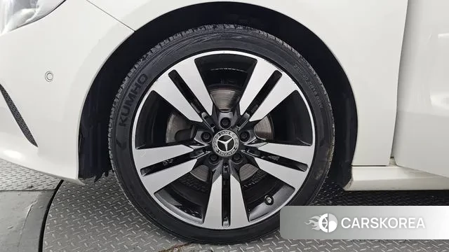 Mercedes-Benz A-Class W176 id 3039472 из Кореи 15