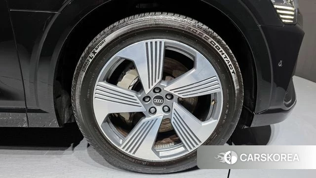 Audi e-Tron id 3794423 из Кореи 15
