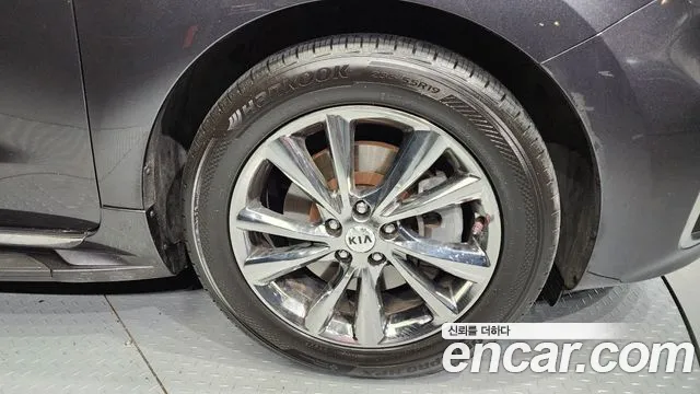 Kia The New Carnival id 2711569 из Кореи 15