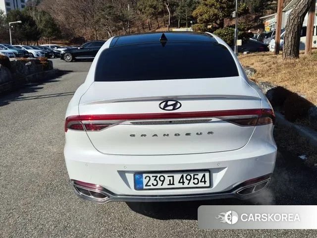 Hyundai The New Grandeur IG id 3543700 из Кореи 15