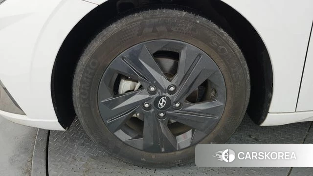 Hyundai Avante (CN7) id 3910293 из Кореи 15