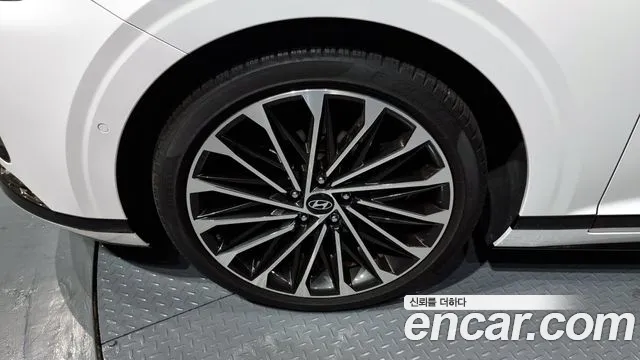 Hyundai Grandeur Hybrid (GN7) id 2631772 из Кореи 15