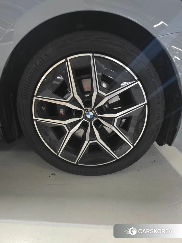 BMW 5 Series (G60) id 4916645 из Кореи 15
