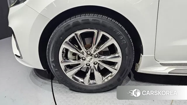 Kia The New Carnival id 3709334 из Кореи 15