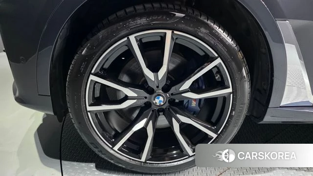 BMW X7 (G07) id 4585920 из Кореи 34